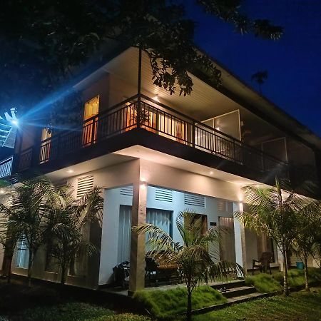 Riverbench Homestay Munnar, Anaviratty Bagian luar foto